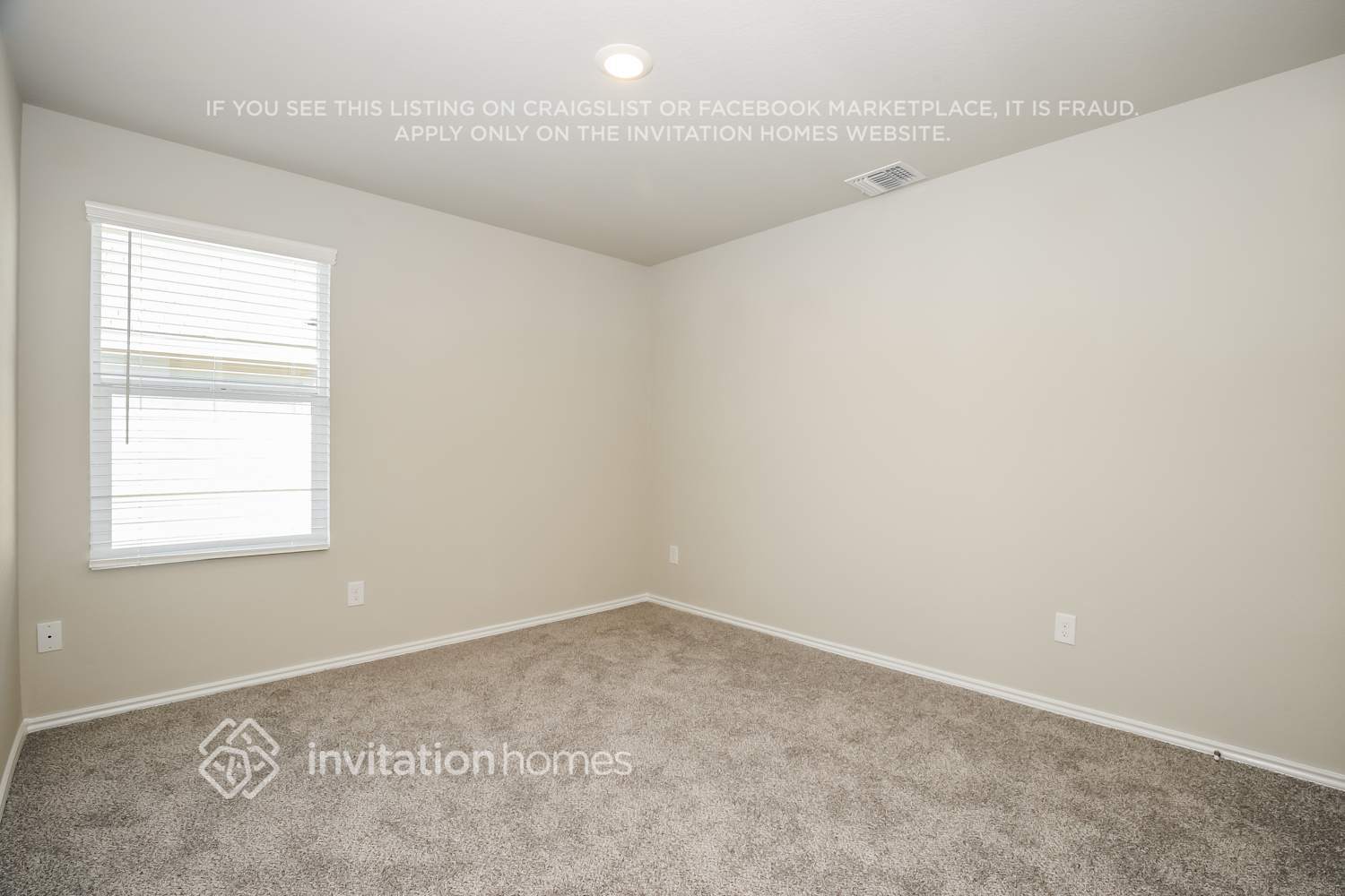 Building Photo - 5735 Leon Pl