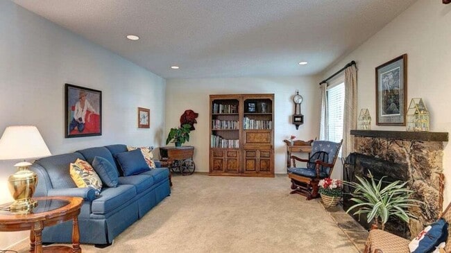 Building Photo - Union City 4 Bed | Master Suite | Perfect ...