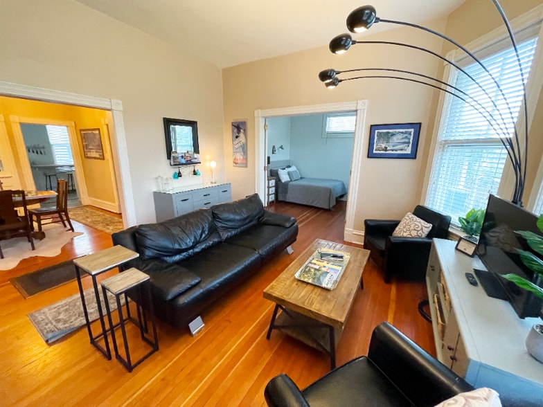 Building Photo - 331 State St