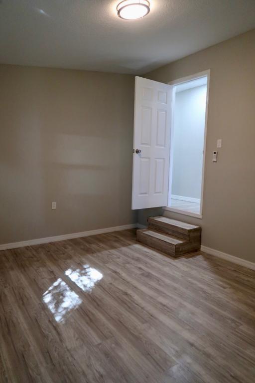Building Photo - 410 Suwanee Dr
