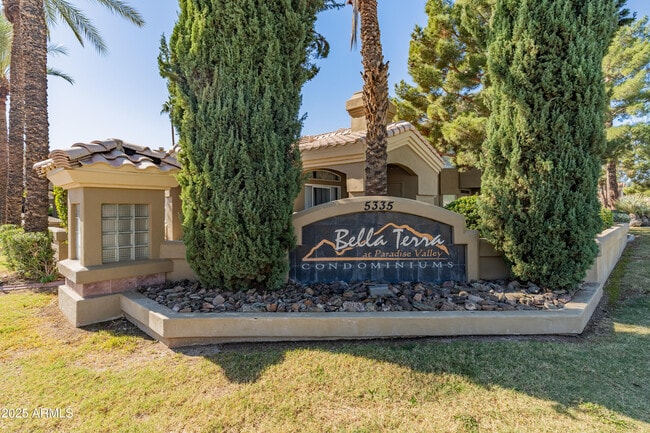 Building Photo - 5335 E Shea Blvd