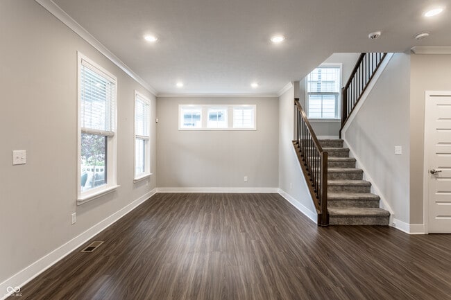 Building Photo - 1541 Lash St
