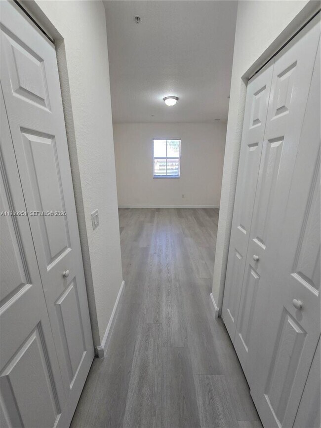 Building Photo - 260 NW 109th Ave