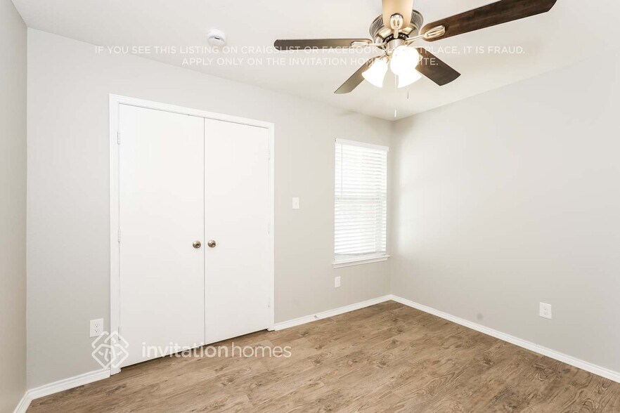 Building Photo - 409 Heritage Dr