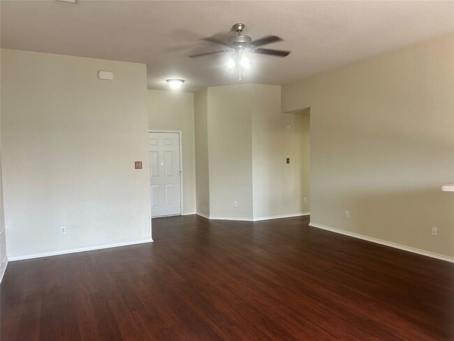 Building Photo - 140 Calcite Ln