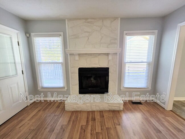 Building Photo - 9598 Holbrook Ln