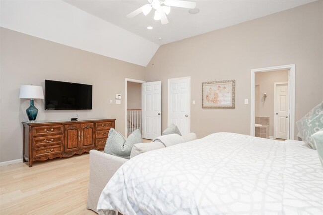 Building Photo - 5325 McCulloch Cir