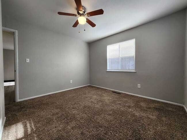 Building Photo - 2-Bedroom Home near Military Installations| Move-In Special: First Full Month Free!