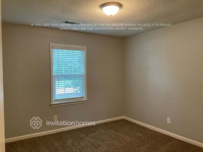 Building Photo - 4145 Fox Chase Dr