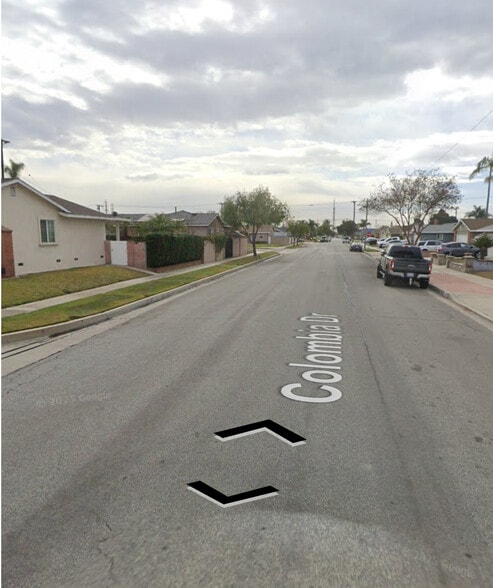 Building Photo - 7451 Colombia Dr