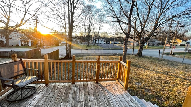 Building Photo - 1341 Meridian St