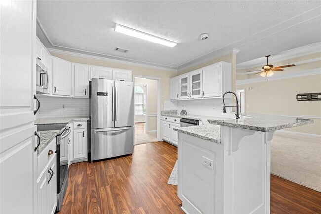 Building Photo - 2902 Bridle Creek Dr SW