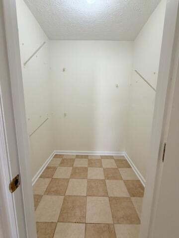 Building Photo - 126 Woods Trail