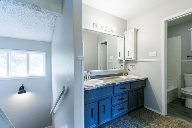 Building Photo - 4314 52nd St