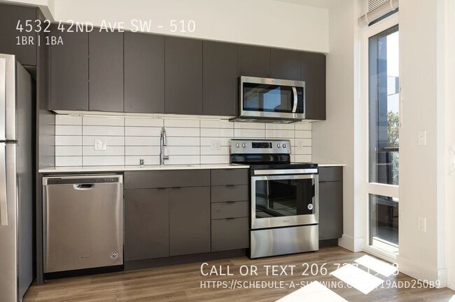 Building Photo - 4532 42nd Ave SW