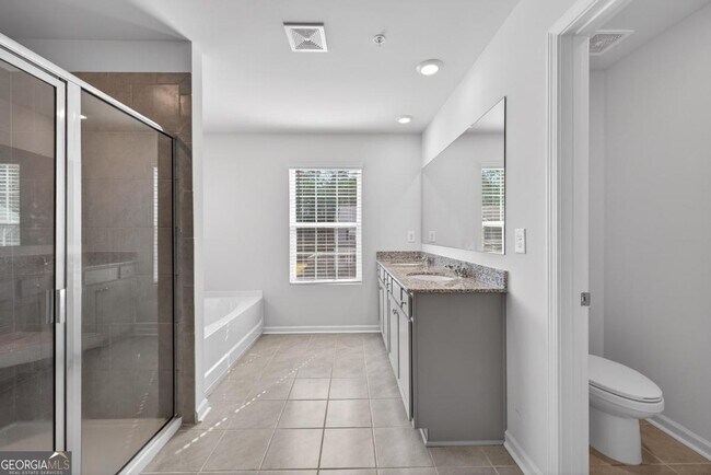 Building Photo - 7566 Jennadee Dr