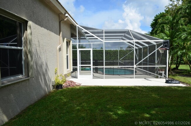 Building Photo - 9242 Olmstead Dr