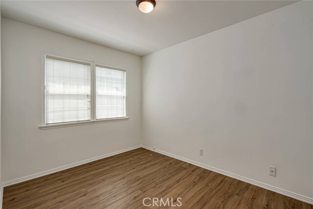 Building Photo - 313 Venice Way