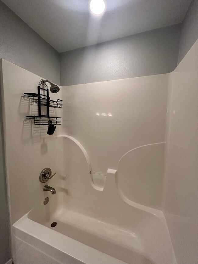 Building Photo - 5709 Michael Cole Ln