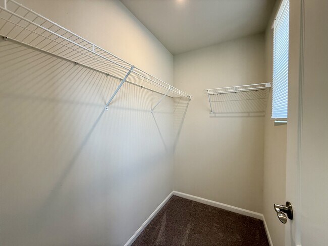 Building Photo - 2809 Willow Ct
