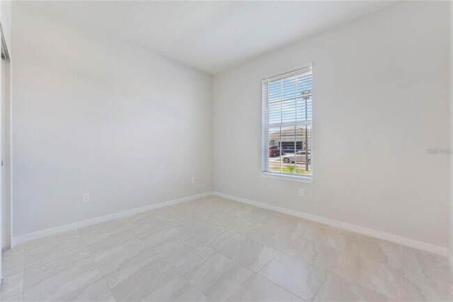 Building Photo - 6403 Shimmering Shrs Ln
