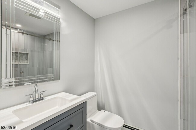 Building Photo - 120 Midland Ave