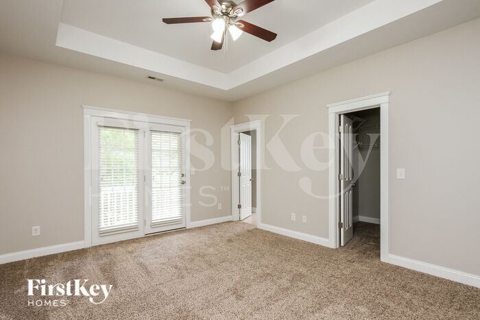 Building Photo - 532 Catawba Ave