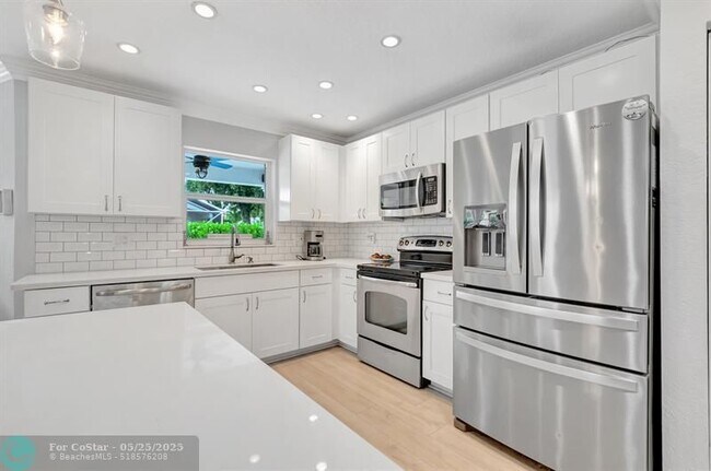 Building Photo - 18027 Jazz Ln