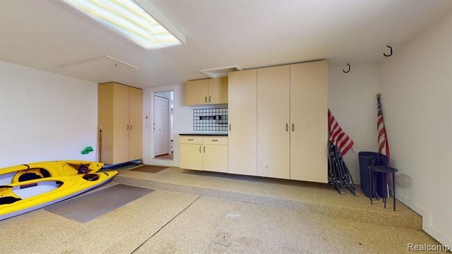 Building Photo - 18182 Blue Heron Dr