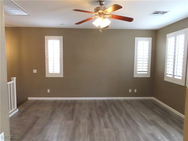 Building Photo - 4318 Via Dana Ave