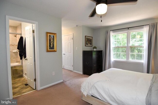 Building Photo - 5920 Langton Dr