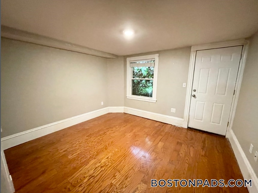 Building Photo - 51 Greenwich St