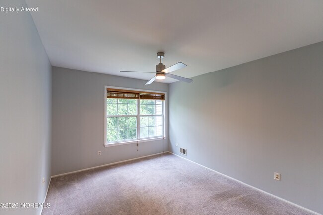 Building Photo - 314 Towne Dr