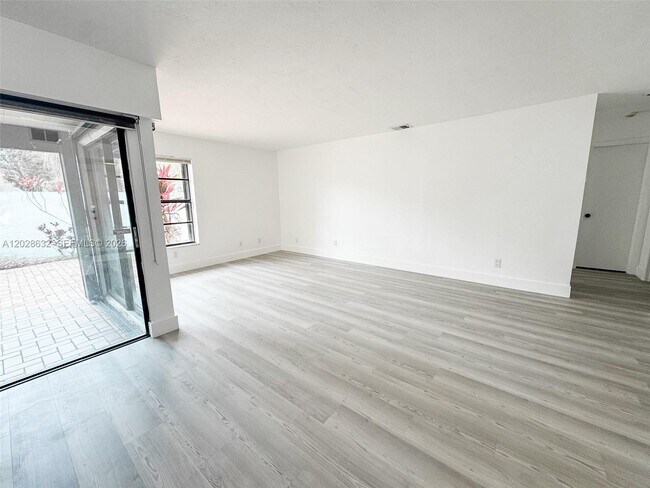 Building Photo - 13544 SW 110th Terrace