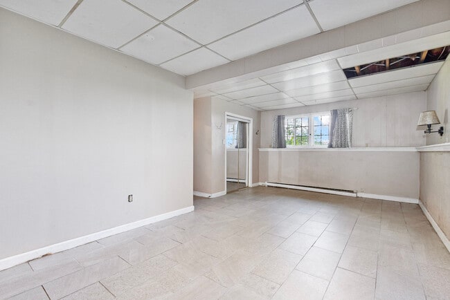 Building Photo - 18215 W Schweitzer Rd