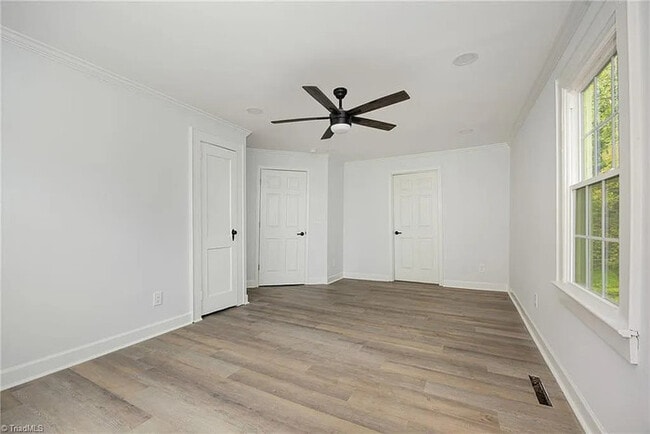 Building Photo - Earn Wealth While Leasing - Like a Homeown...