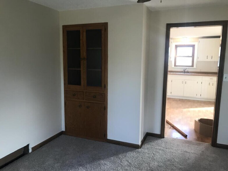 Building Photo - 9008 93rd Ave N