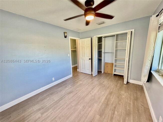 Building Photo - 2702 NW 53rd St