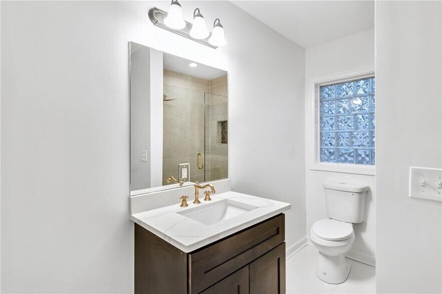 Building Photo - 1967 Browns Mill Rd SE