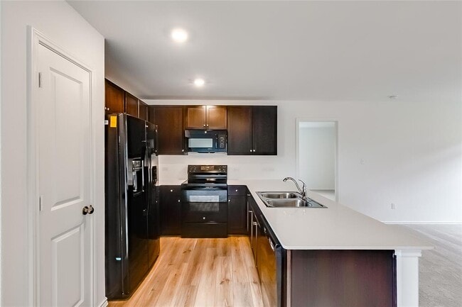 Building Photo - 1105 Catfish Ln