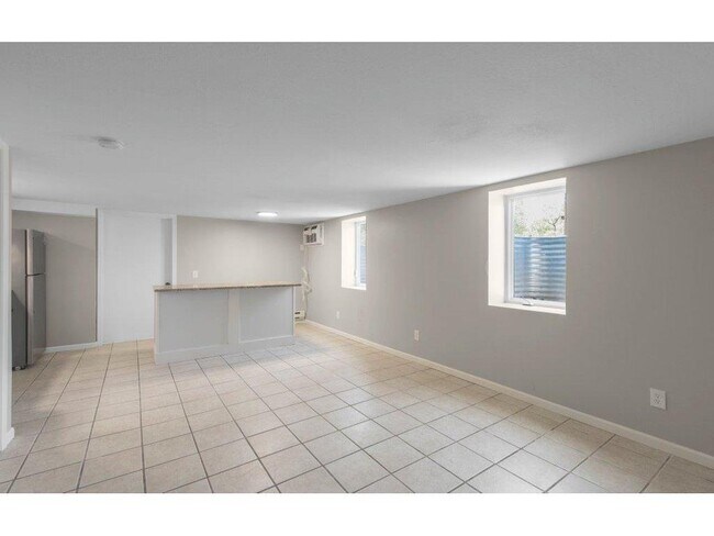 Building Photo - Remodeled 1 Bed Apartment in Mounds View |...