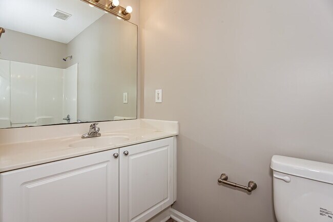 Building Photo - 1315 Braveheart Ln