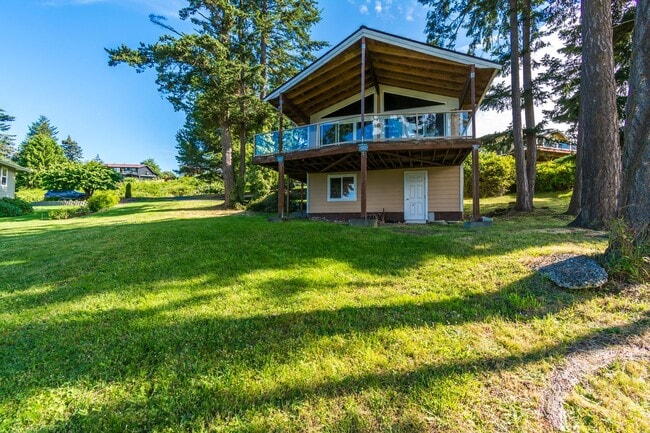 Building Photo - Beautiful Home in Polnell Shores