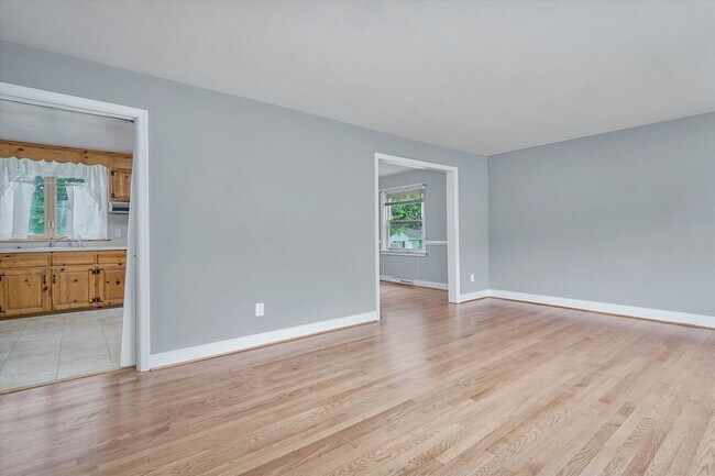 Building Photo - 8407 Pamela Dr
