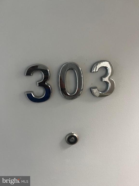 Building Photo - 1516 Marion Barry Ave SE