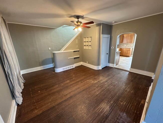 Building Photo - House available for rent