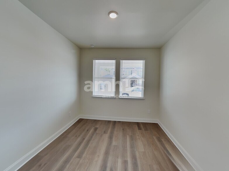 Building Photo - 3545 Shane Hill Rd SW