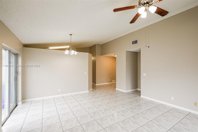 Building Photo - 6553 Bayfront Dr