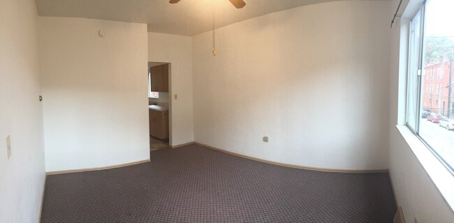 Building Photo - 116 Sedgwick St
