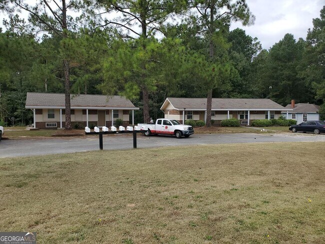 Building Photo - 1124 N Jefferson St